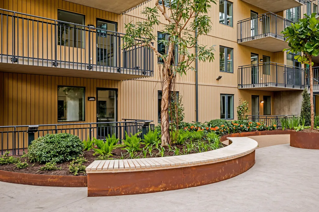 Aed - Modern Flat with Balconies in Innovatum