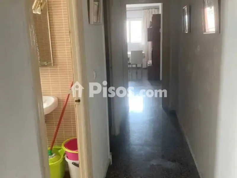 Entrée - Spacious Apartment with Balcony in Murcia