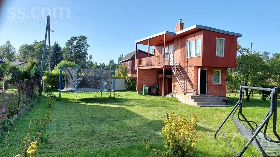 Aed - Cottage with Pool in Garkalne District