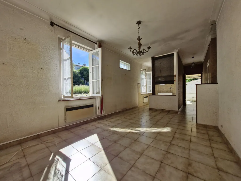 Toad - Duplex House with Two Apartments in Tourrette-Levens