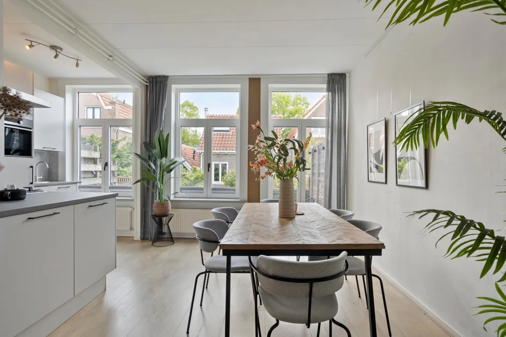 Salle à manger - Bespoke Bungalow with Two Terraces in Haarlem