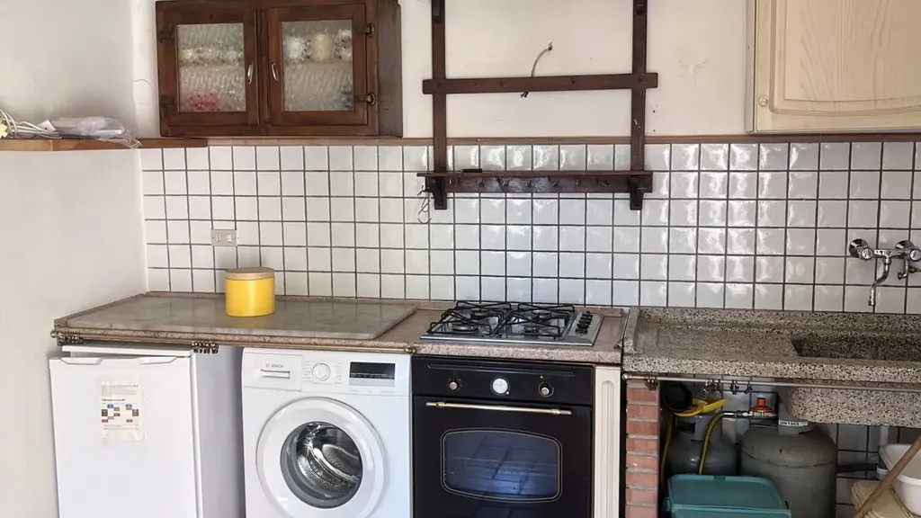 Cuisine - Tuscan Apartment with Panoramic View in Pomarance