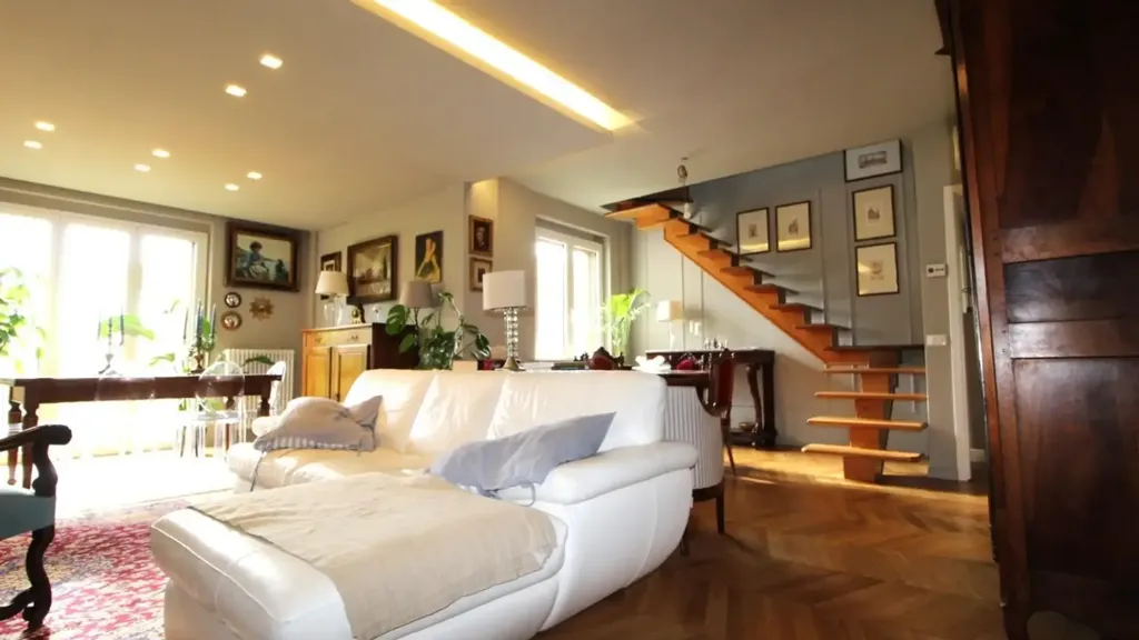 Appartement 7 pièces à IT