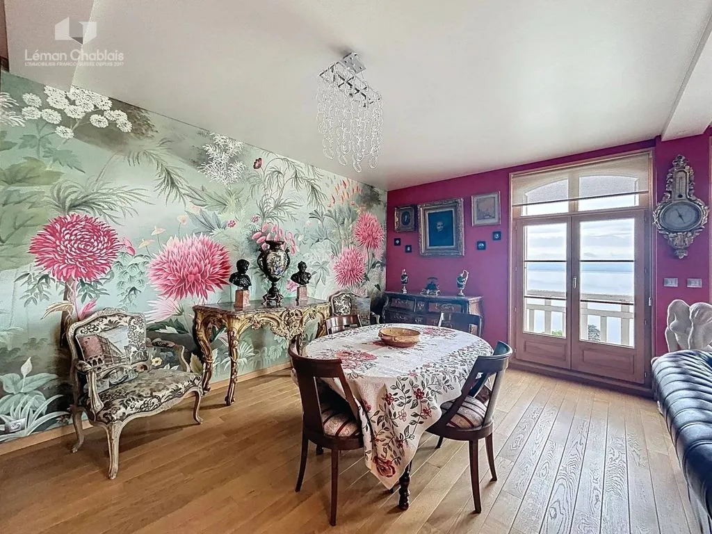 Söögituba - Belle Époque Apartment with Lake View in Thonon-les-Bains