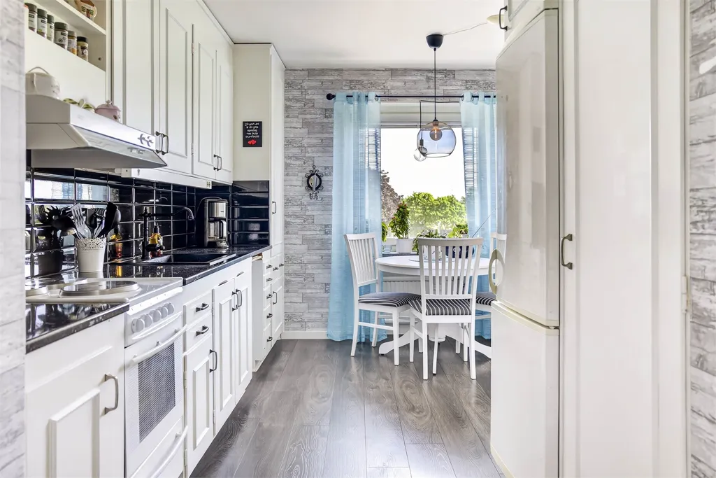 Kitchen - Two-Bedroom Flat with Glazed Balcony in Oxelösund