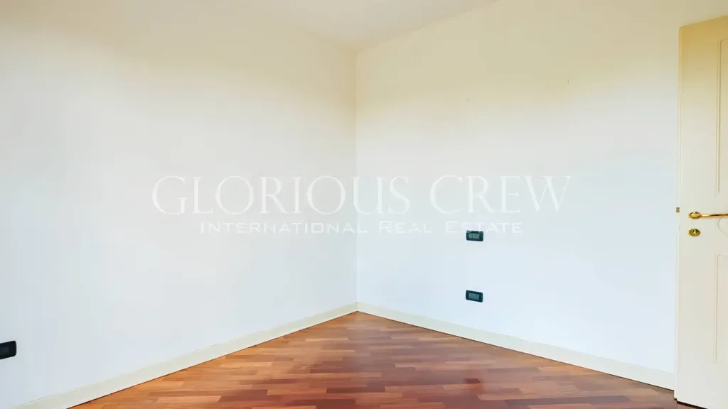 Pièces - Modern Apartment with Private Garden in Mazzano