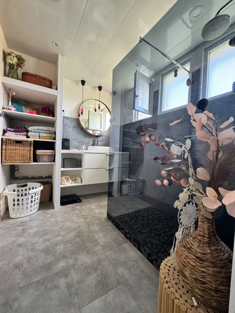 Salles de bain - Maison avec jardin dans un environnement calme à La Francheville