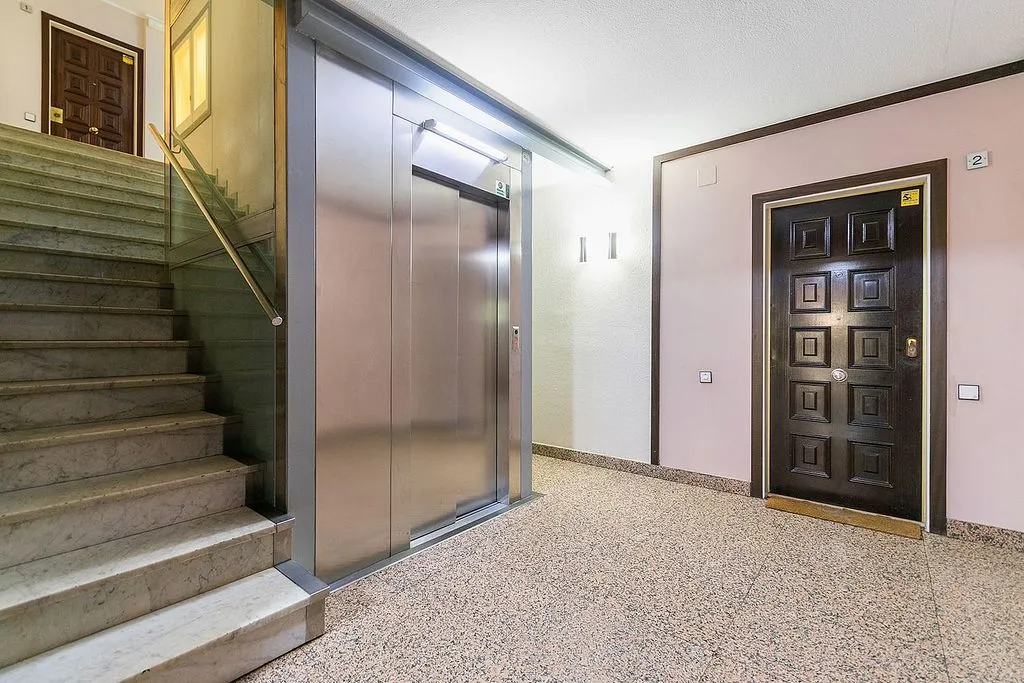 hallway_entrance