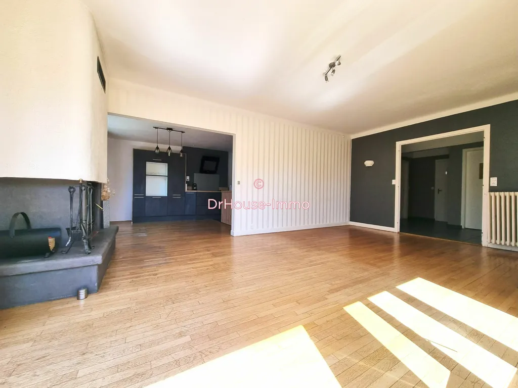 Elutuba - Spacious House with Extensive Garden in Charmes