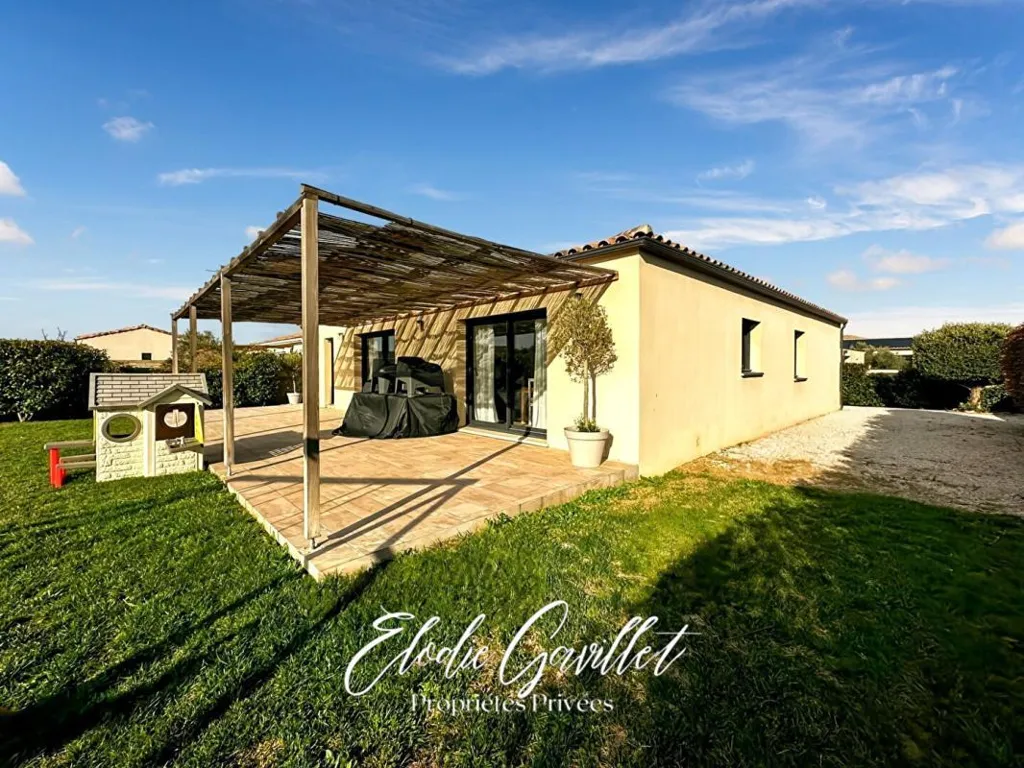 Jardin - Villa Moderne avec Jardin à Pennautier