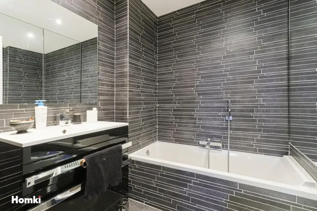 Vannitoad - Renovated Apartment with Panoramic View in Nice