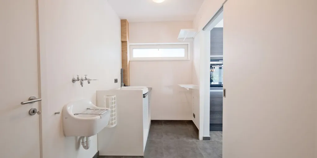 Salles de bain - Villa moderne avec terrasse à Sterrebeek