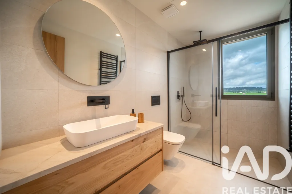 Bathrooms - Contemporary Chalet with Pool in Sineu