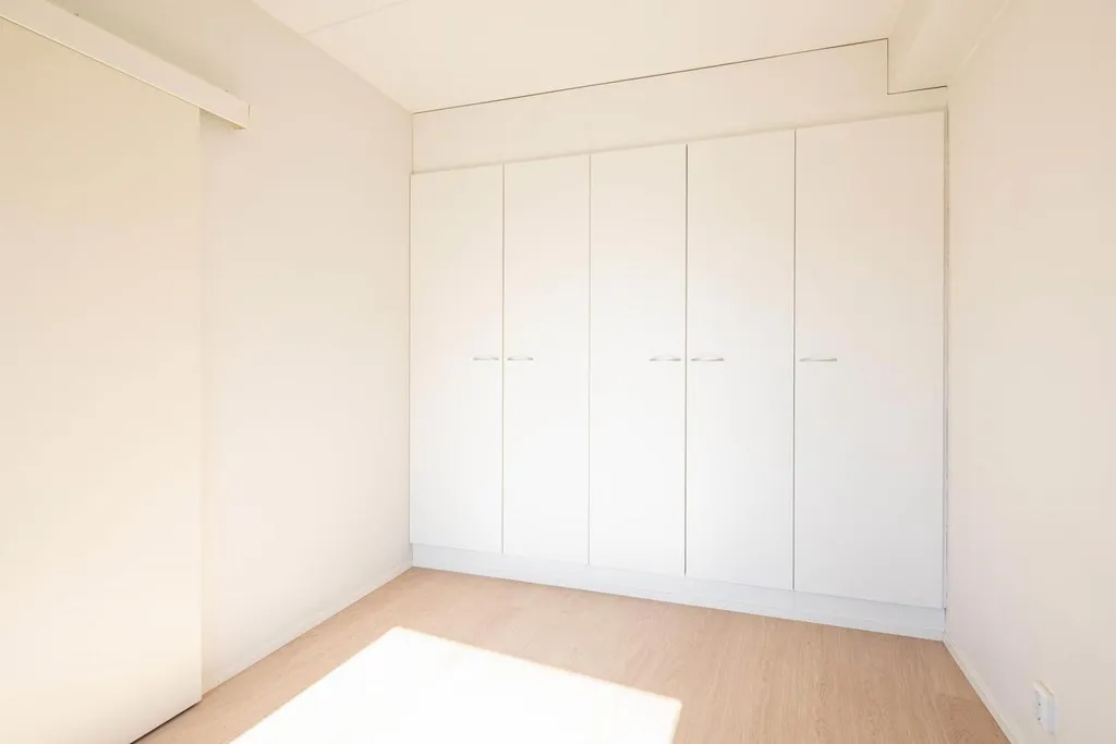 Rooms - Apartment with Balcony in Korso, Vantaa