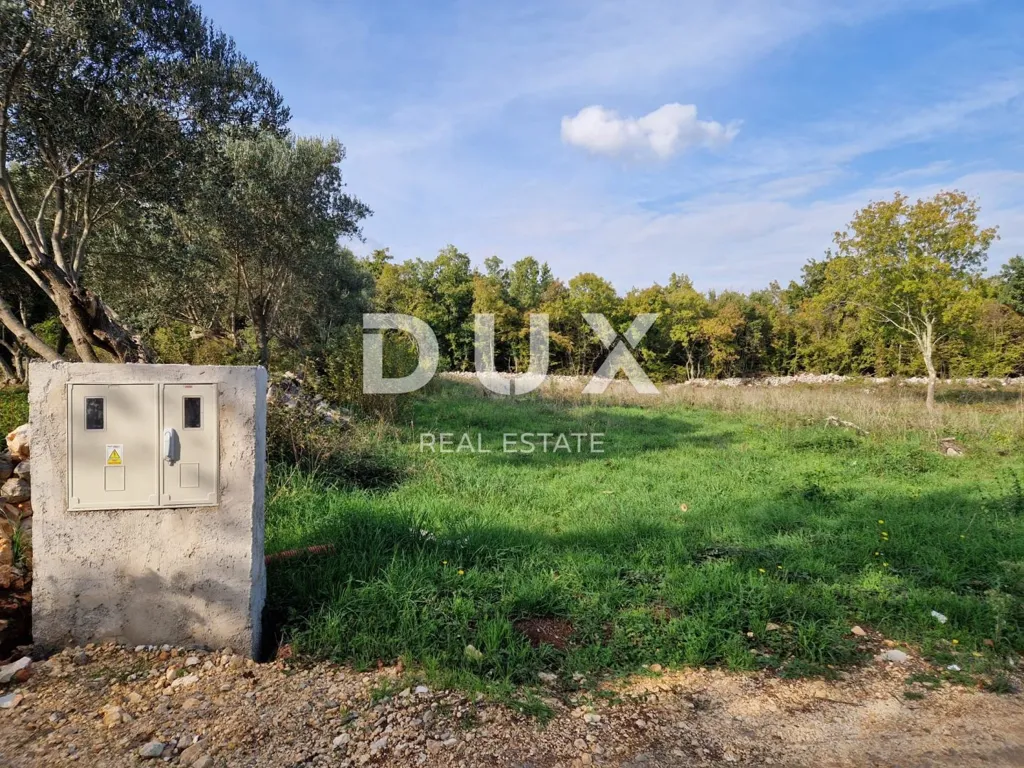 Aed - Plot with Planning Permission in Duga Uvala, Istra