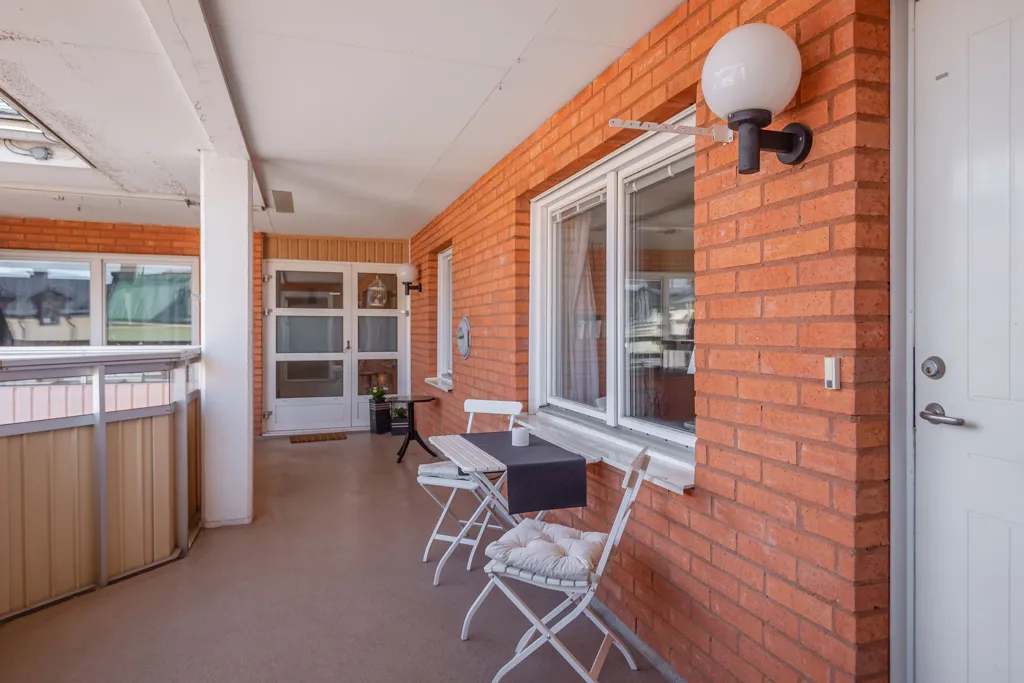 Balcon - Apartment with Balcony in Central Umeå