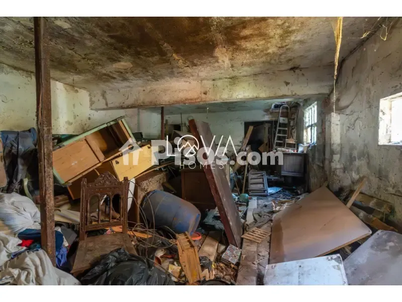 Utility Room - Large House with Garden in Adarzo, Santander