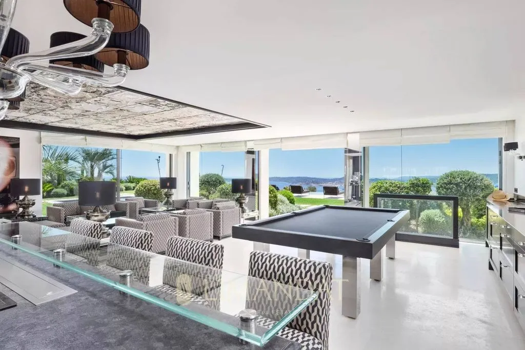 Söögituba - Luxury Villa with Sea View in Grimaud