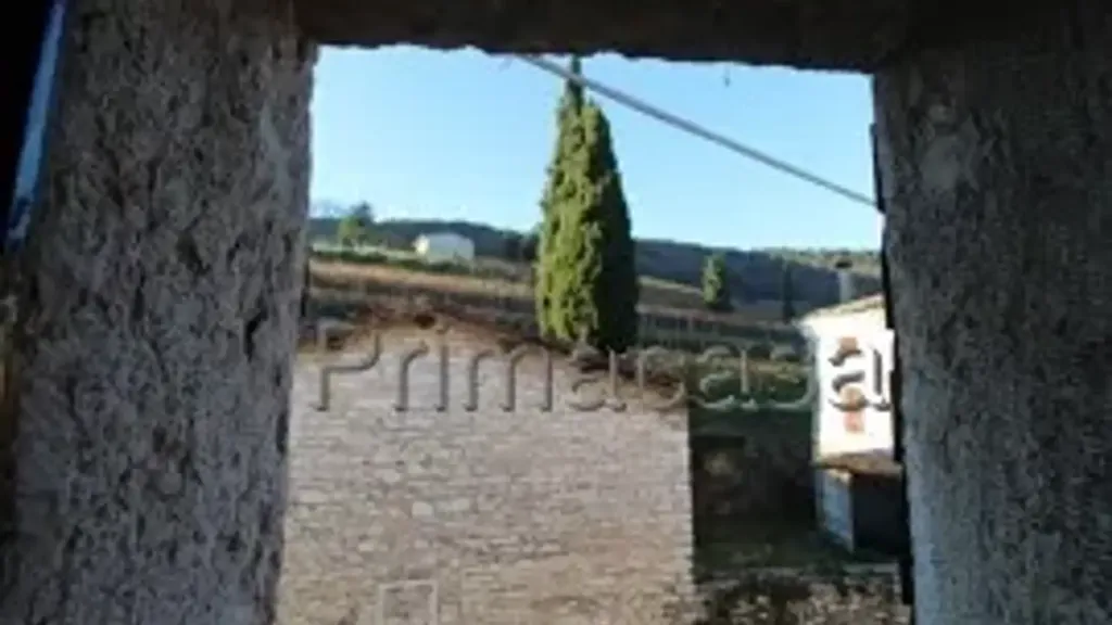 Garden - Three-Level House with Garden in Fumane