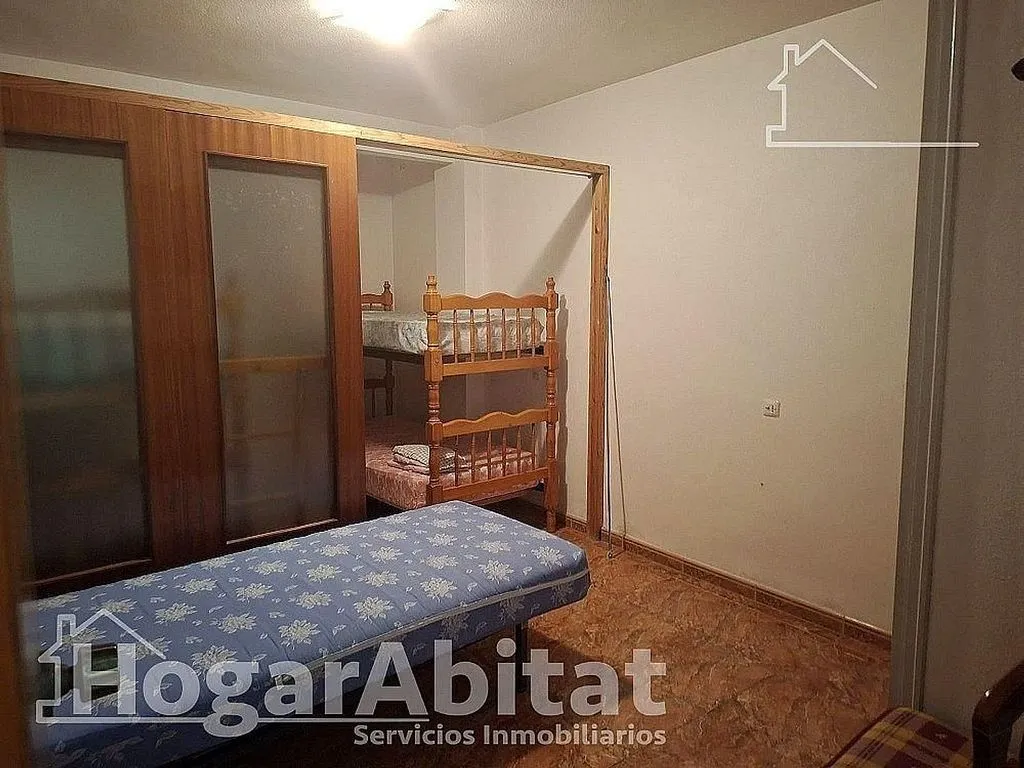 Bedrooms - Spacious Apartment with Balcony in Playa del Cura