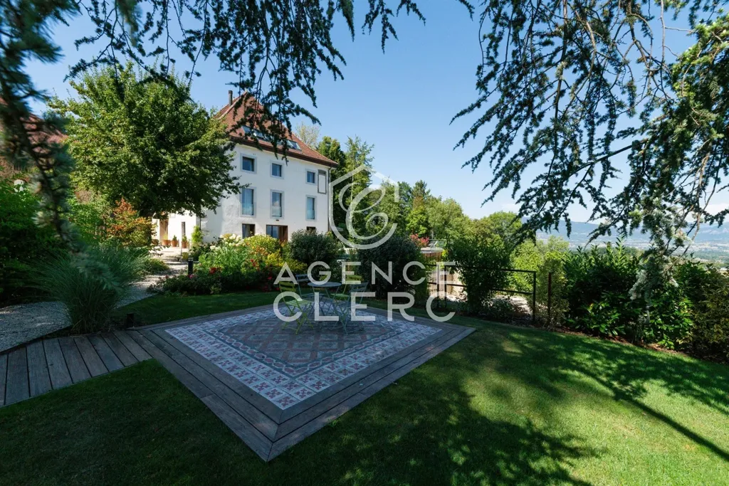 Jardin - Propriété Historique avec Piscines à Pers-Jussy