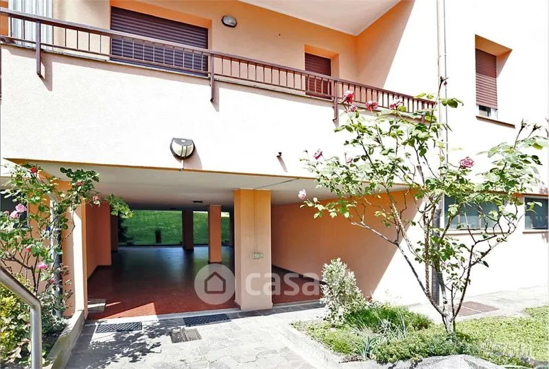 Terrazza - Monolocale con balcone nel centro di Castellanza