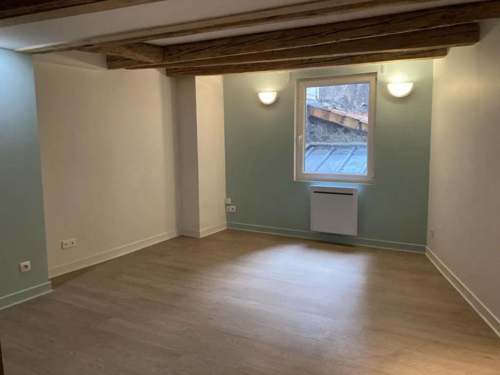 Pièces - Maison de Bourg Rénovée en Triplex au Puy-en-Velay