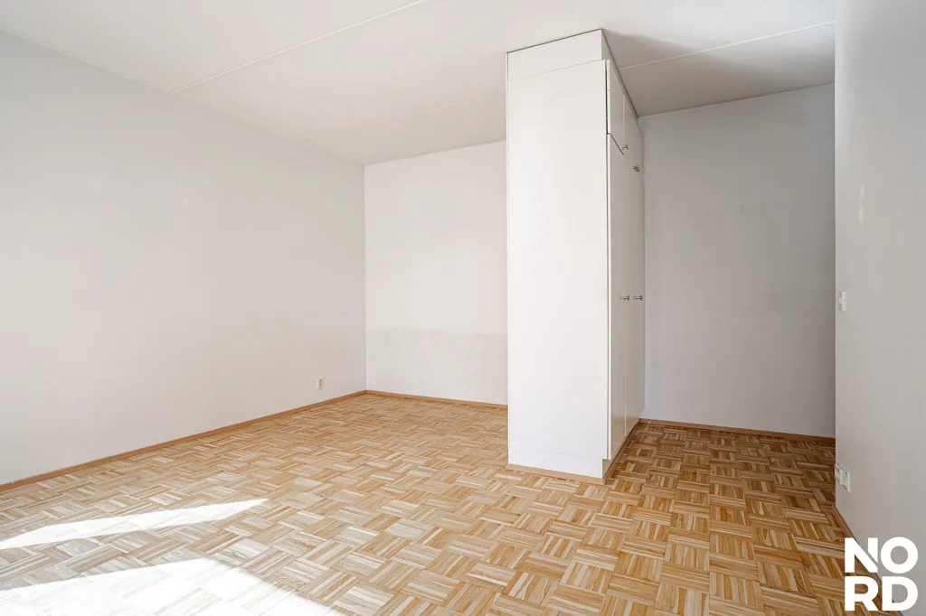 Toad - Apartment with South-Facing Balcony in Viertola, Vantaa