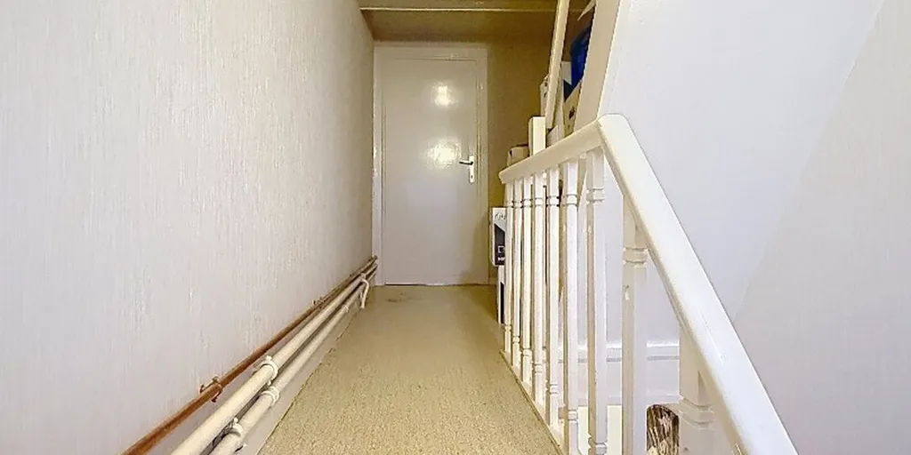 Toad - Half-Open House with Terrace in Ichtegem
