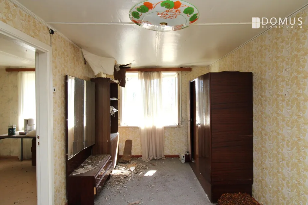 other_room