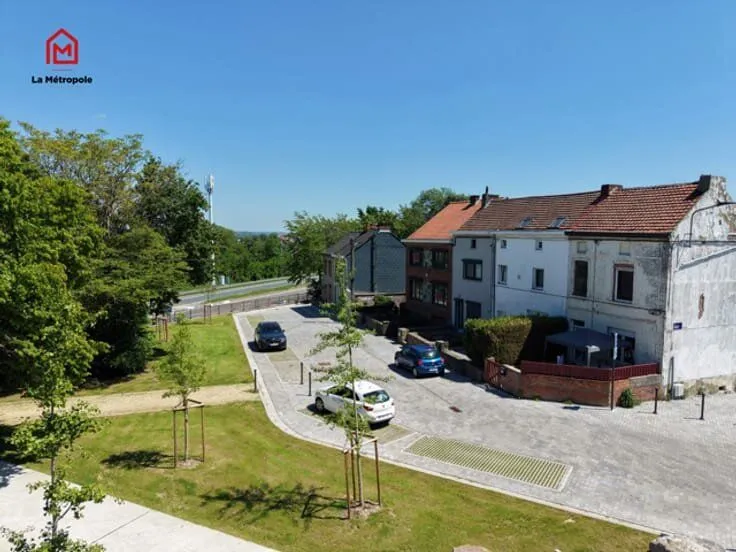 Õhuvaade - Three-Faced House with Garden and Garage