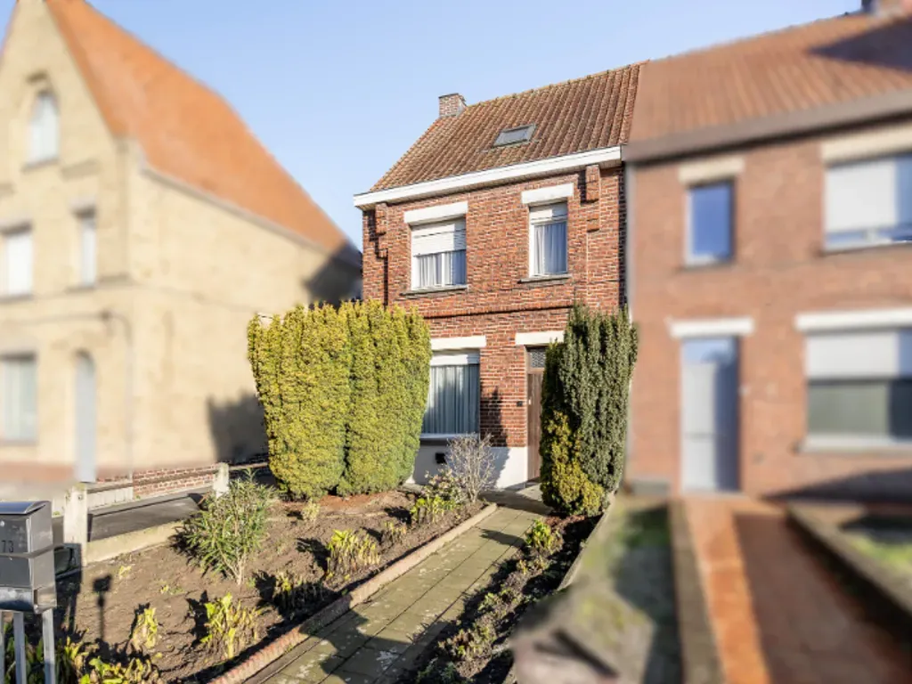 Exterior - Office Space with Garden in Ingelmunster