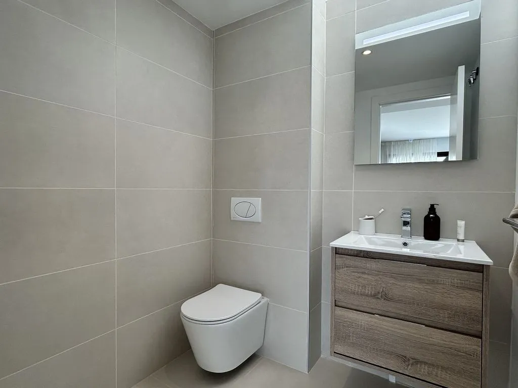 Vannitoad - Luxury Penthouse with Sea View in Fuengirola