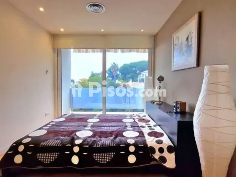 Chambres - Villa with Pool on Avinguda del Mediterrani
