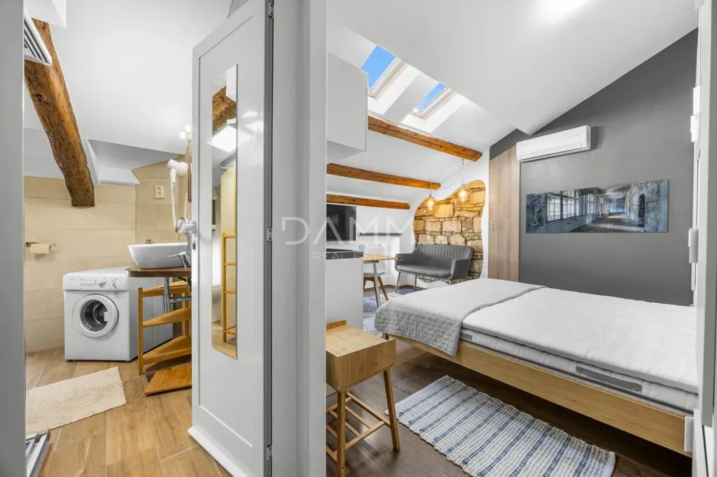 Bedrooms - Renovated Studio with Sea View in Rovinj