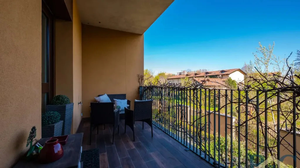 Rõdu - Luxury Apartment with Private Garden in Milan