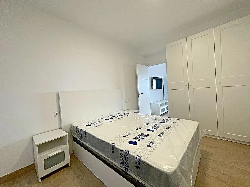 Magamistoad - 1-Bedroom Apartment with Patio in Campanillas