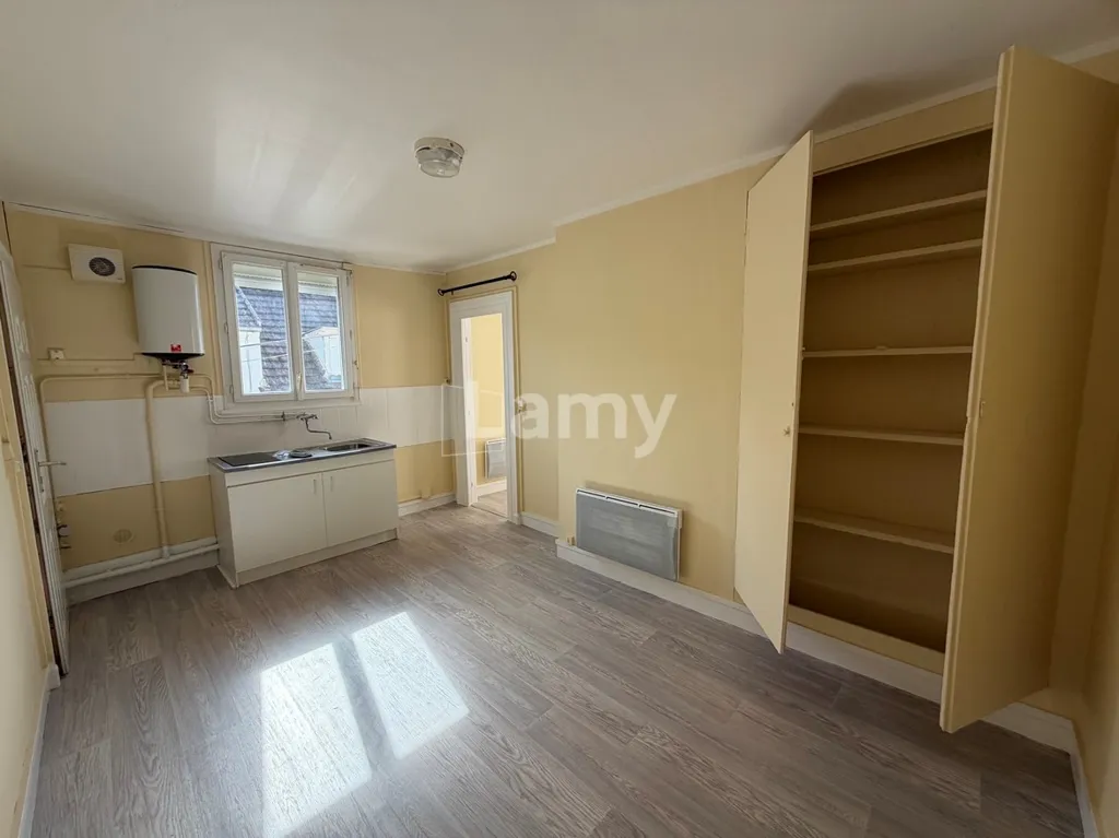 Köök - Renovated 2-Bedroom Apartment in Chantilly