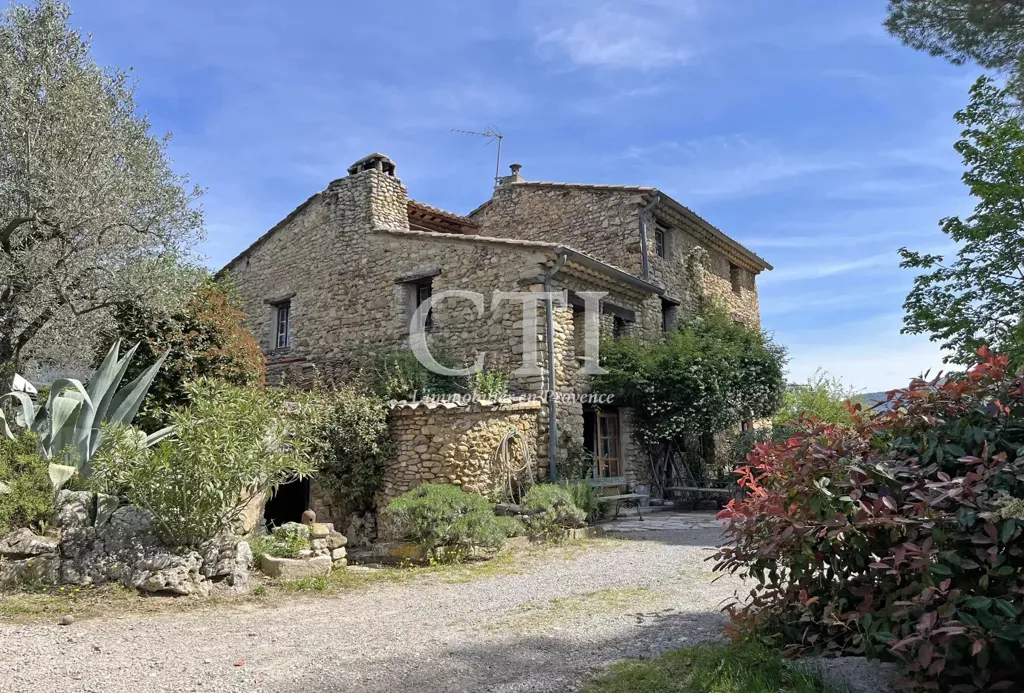 Extérieur - Maison Campagnarde en Pierre avec Vue Panoramique en Provence