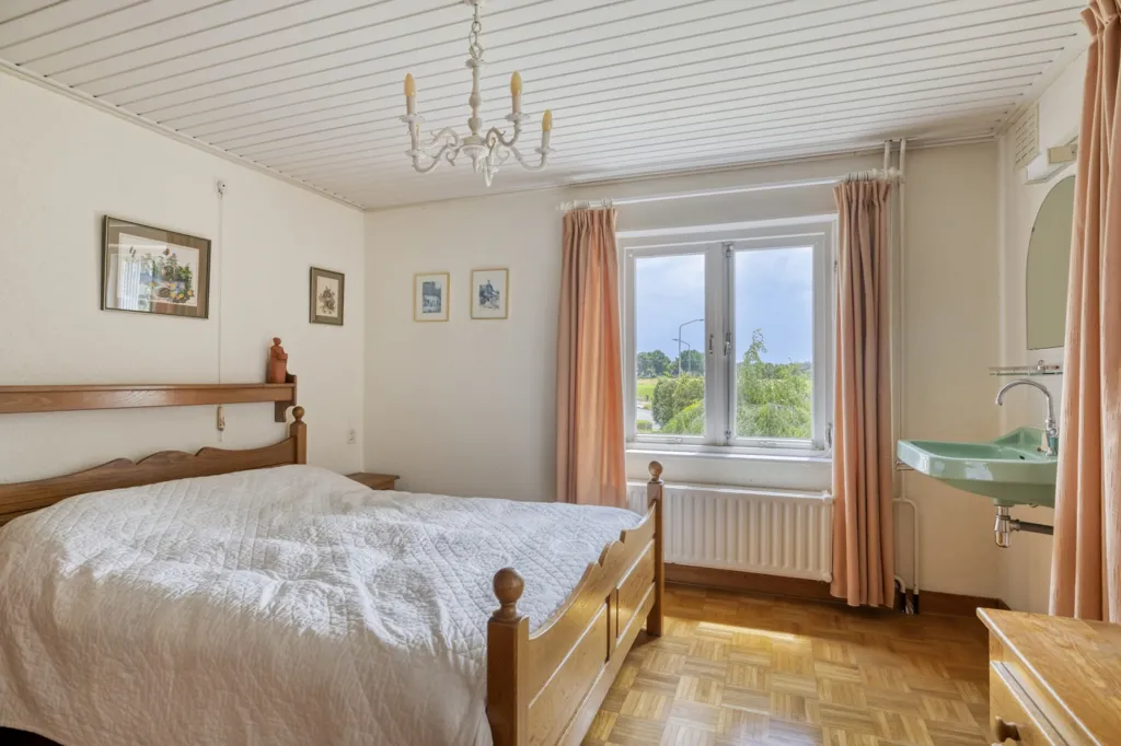 Magamistoad - Free-Standing House with Garden in Breda