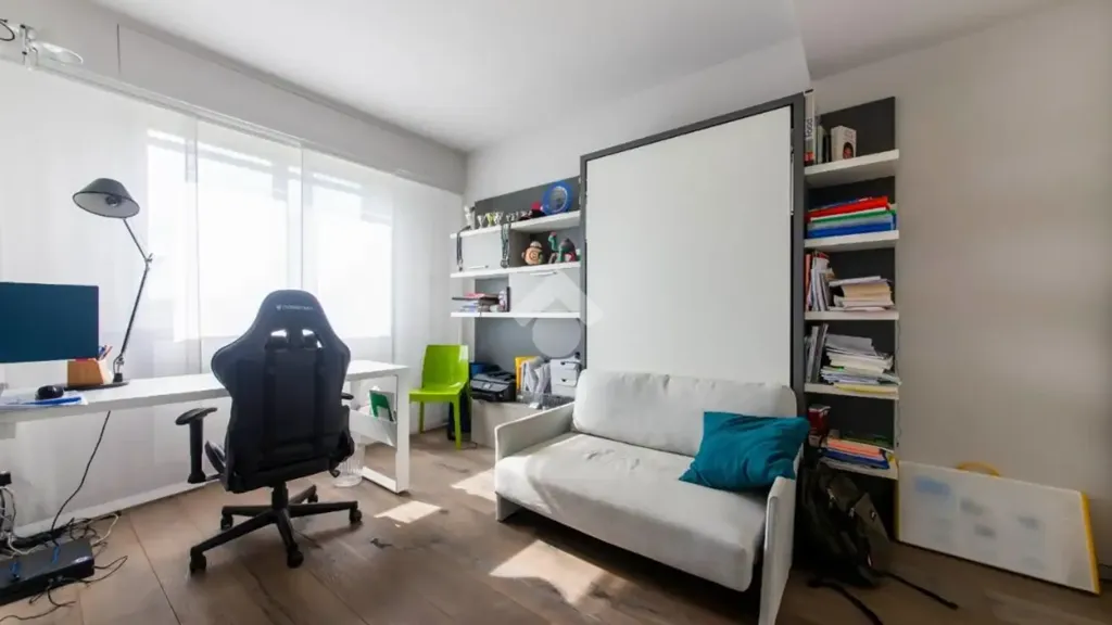 Kabinet - Penthouse with Terraces in Arese
