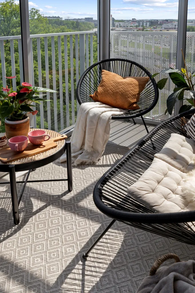Terrass - Apartment with Garden View in Rissne