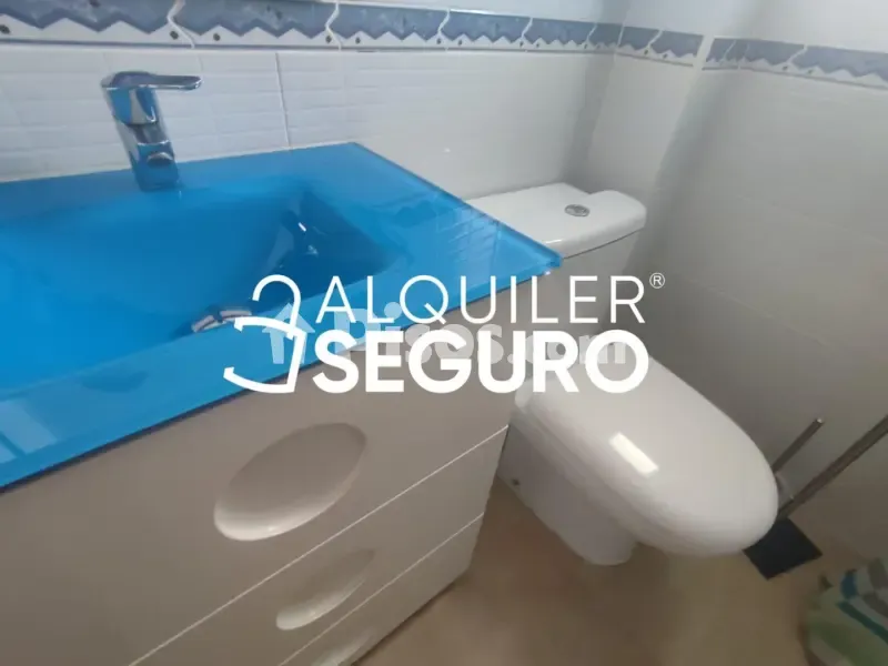 Salles de bain - Modern Flat with Terrace in Las Fuentes