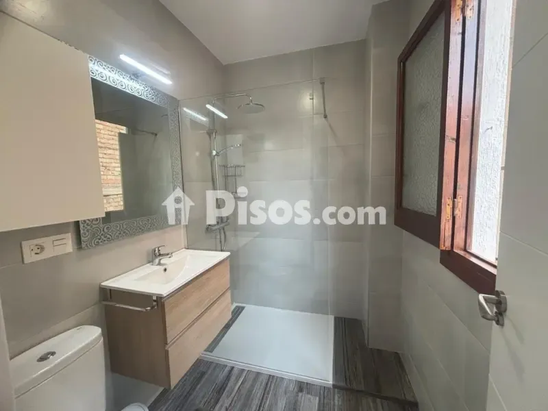 Salles de bain - Furnished Apartment with Balcony in Granada Centre