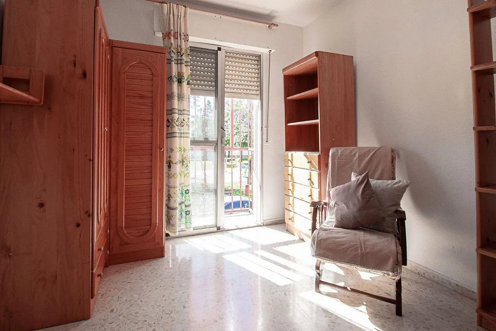 Bedrooms - Chalet with Air Conditioning in La Rinconada