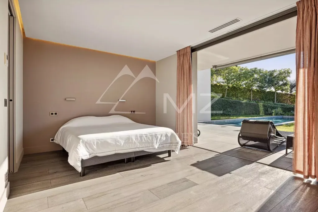 Chambres - Villa Contemporaine avec Vue Mer près de Cannes