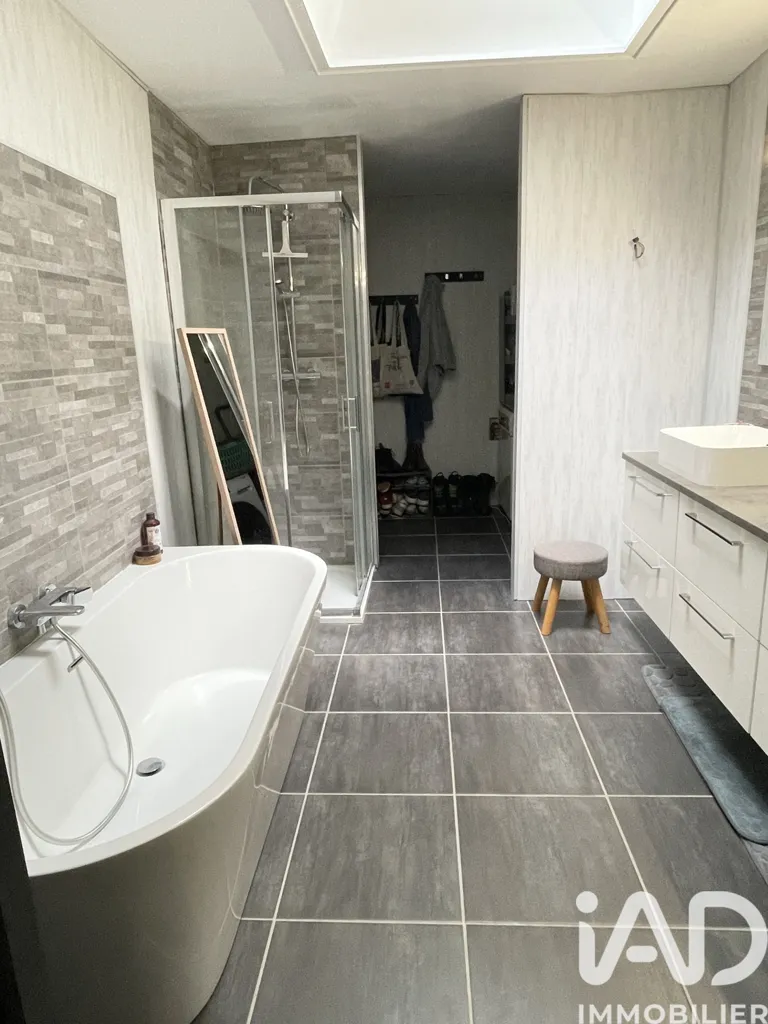 Vannitoad - Charming House with Terrace in Hazebrouck