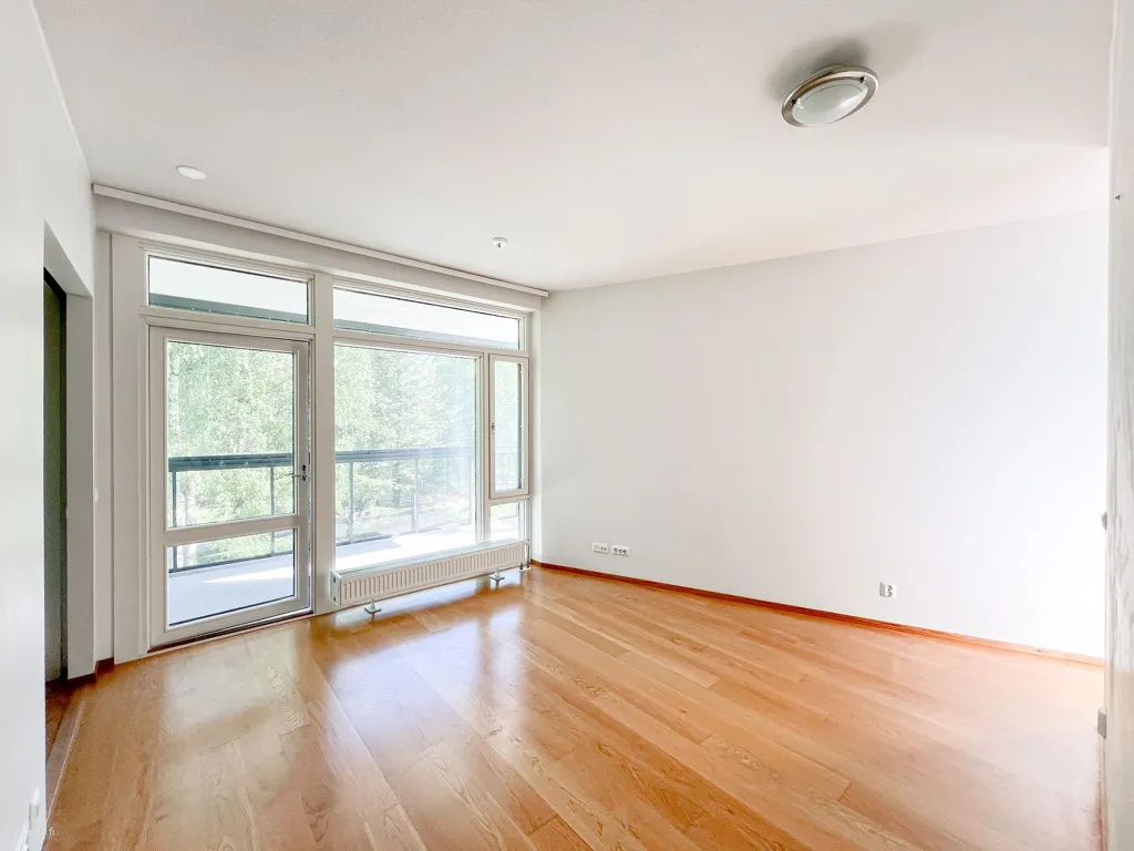 Toad - Modern Flat with Balcony in Matinkylä, Espoo