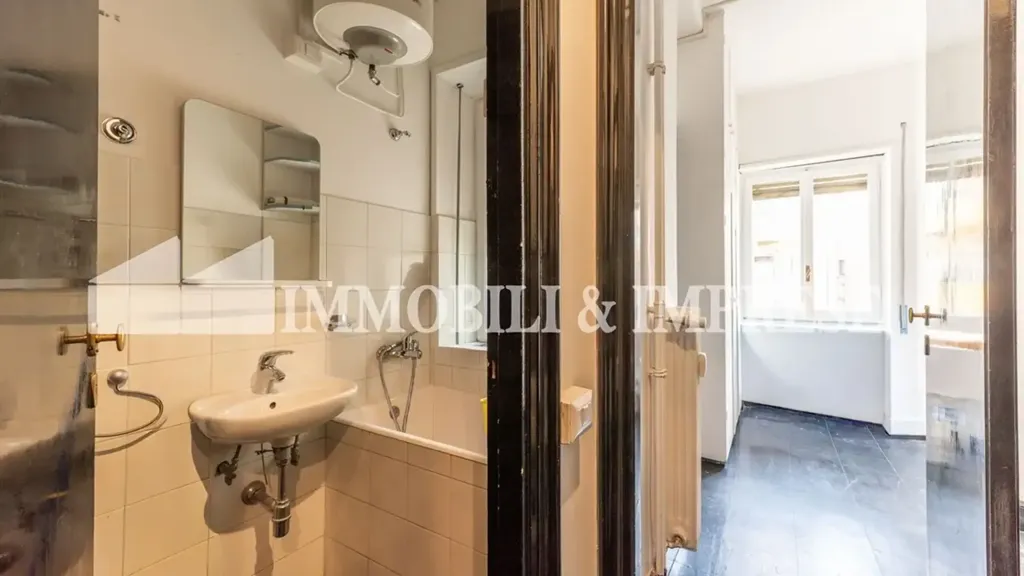 Salles de bain - Elegant Apartment with Classic Charm in Rome