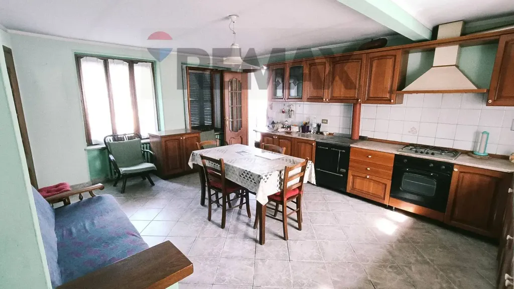 Köök - Semi-detached House with Garden in Virle Piemonte